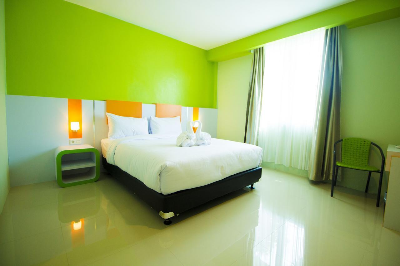 Hannah Hotel Syariah Painan Exterior foto